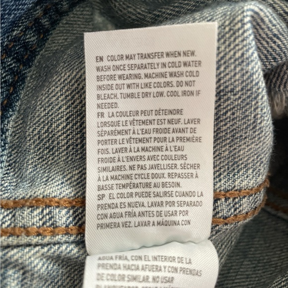 American Eagle Outfitters Distressed Jean Jacket with Floral Embroidery Size XL - Picture 7 of 7